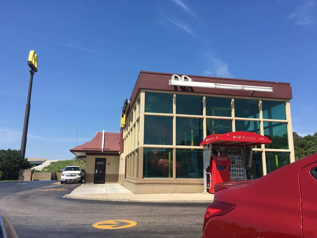 McDonalds | cafe | 1 Rauckman Dr, Caseyville, IL 62232, USA | 6183978903 OR +1 618-397-8903