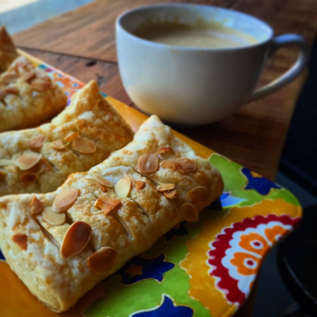 Urban Grind Coffee Company | cafe | 45 W Bay St, Jacksonville, FL 32202, USA | 9045167799 OR +1 904-516-7799