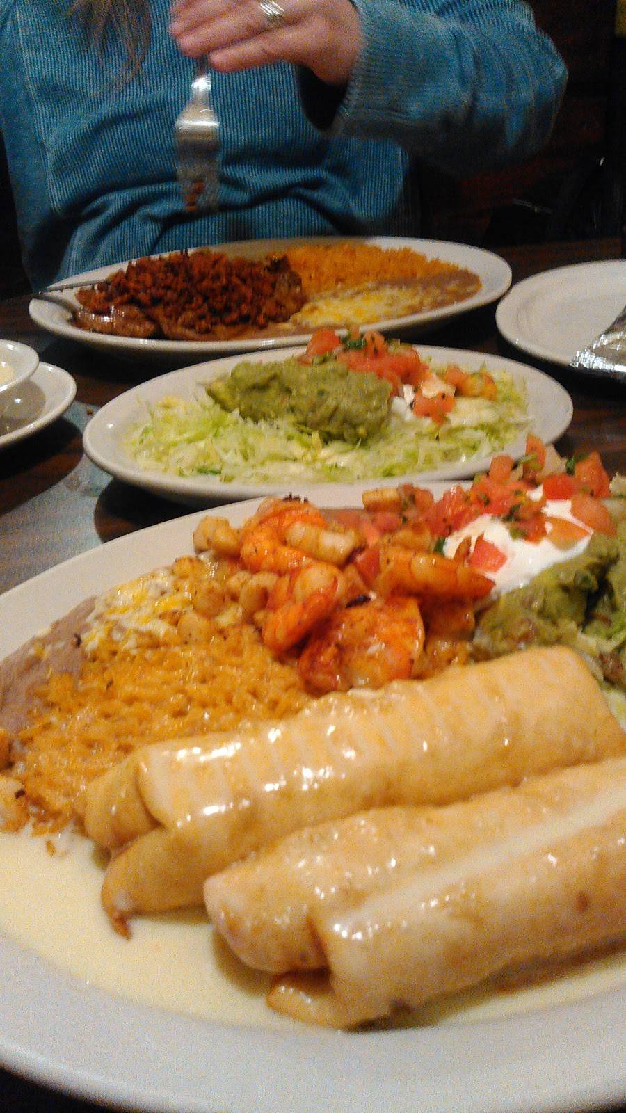 Compadres Mexican Restaurant | restaurant | 1410 Hubbard Rd, Madison, OH 44057, USA | 4409834755 OR +1 440-983-4755
