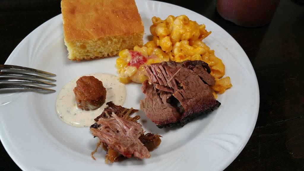 Smoke Tree BBQ Palm Springs | restaurant | 1775 E Palm Canyon Dr Suite 405, Palm Springs, CA 92264, USA | 7607786521 OR +1 760-778-6521