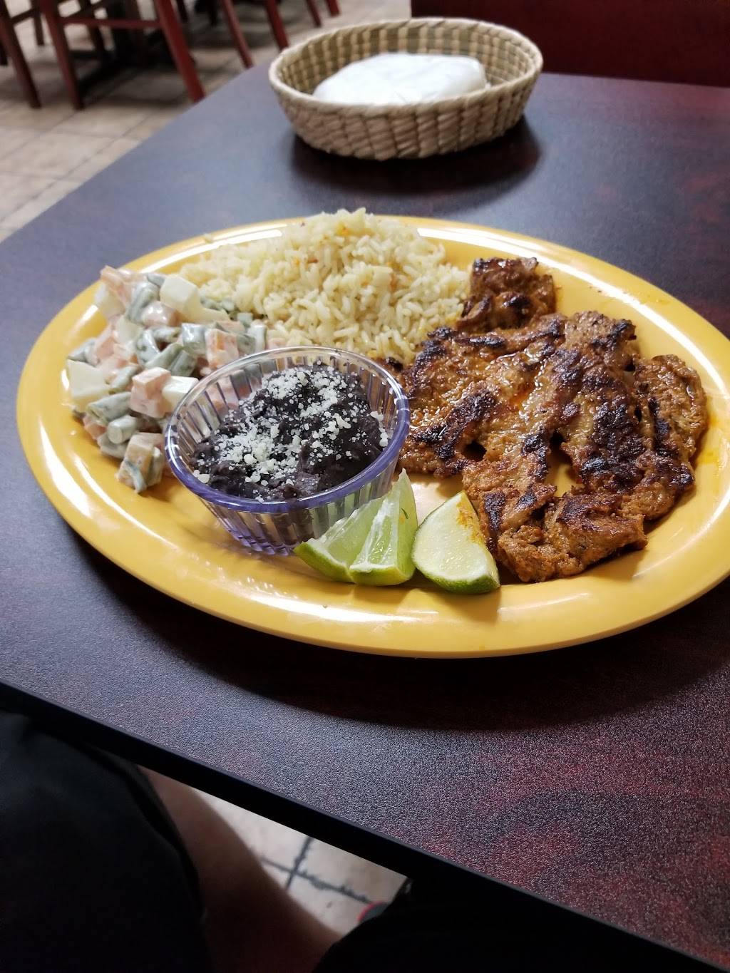 Chapines | restaurant | 103 Crain Hwy N, Glen Burnie, MD 21061, USA | 4107661660 OR +1 410-766-1660