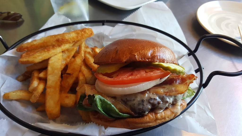 Zushi Zushi | restaurant | 201 Old San Carlos Blvd, Fort Myers Beach, FL 33931, USA | 2394639874 OR +1 239-463-9874