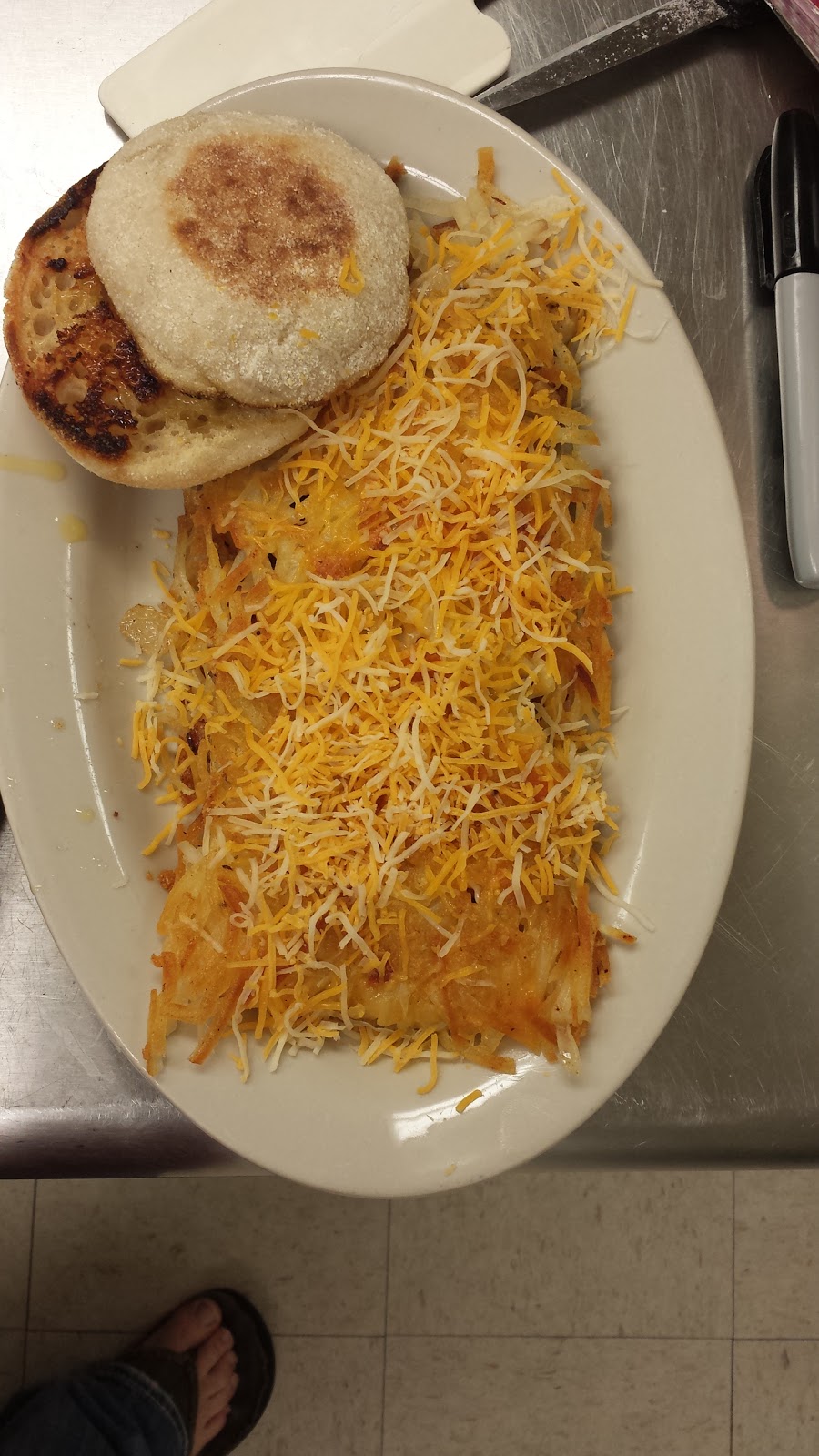 Buckhorn Bar & Grill | restaurant | 105 S Maddy St, McGregor, MN 55760, USA | 2184764263 OR +1 218-476-4263