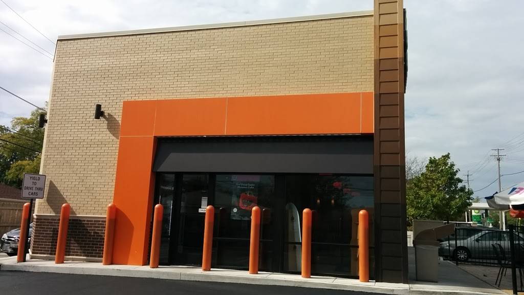 Dunkin Donuts | cafe | 4445 Golf Rd, Skokie, IL 60076, USA | 8476757800 OR +1 847-675-7800