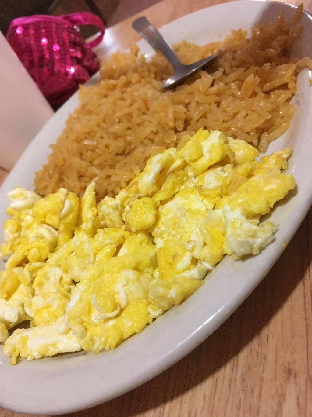 Pepes Mexican Restaurant | restaurant | 1110 S Main St, Mt Pleasant, TN 38474, USA | 9313255512 OR +1 931-325-5512