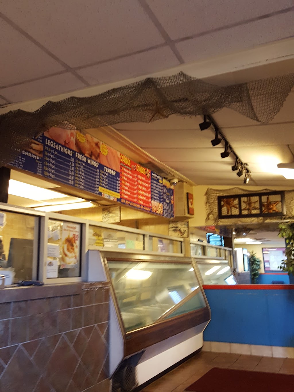 Captain Jays Fish & Chicken | restaurant | 18400 W Warren Ave, Detroit, MI 48228, USA | 3139820100 OR +1 313-982-0100