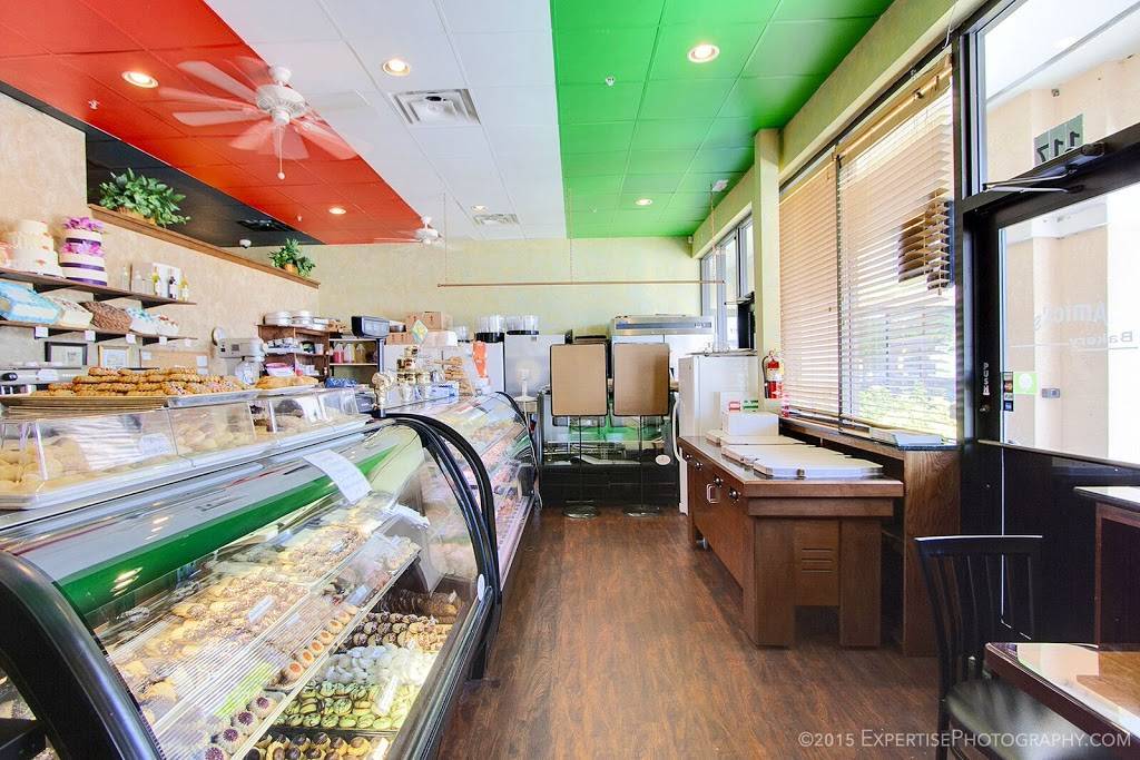 Amicis Italian Restaurant & Pizzeria | restaurant | 7720 N Wickham Rd #120, Melbourne, FL 32940, USA | 3212555377 OR +1 321-255-5377