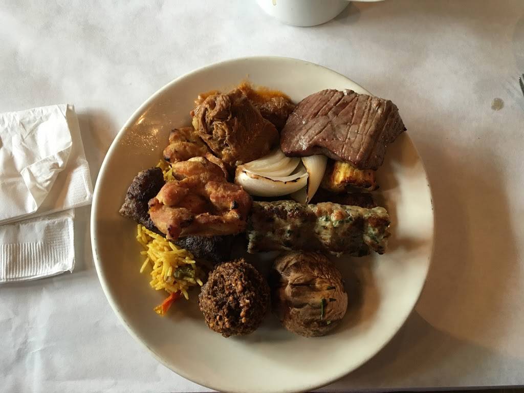 Rezas Restaurant | restaurant | 5255 N Clark St, Chicago, IL 60640, USA | 7735611898 OR +1 773-561-1898