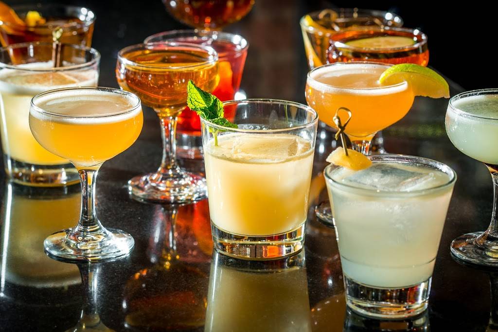 The Summit Bar | restaurant | 133 Avenue C, New York, NY 10009, USA | 3474657911 OR +1 347-465-7911