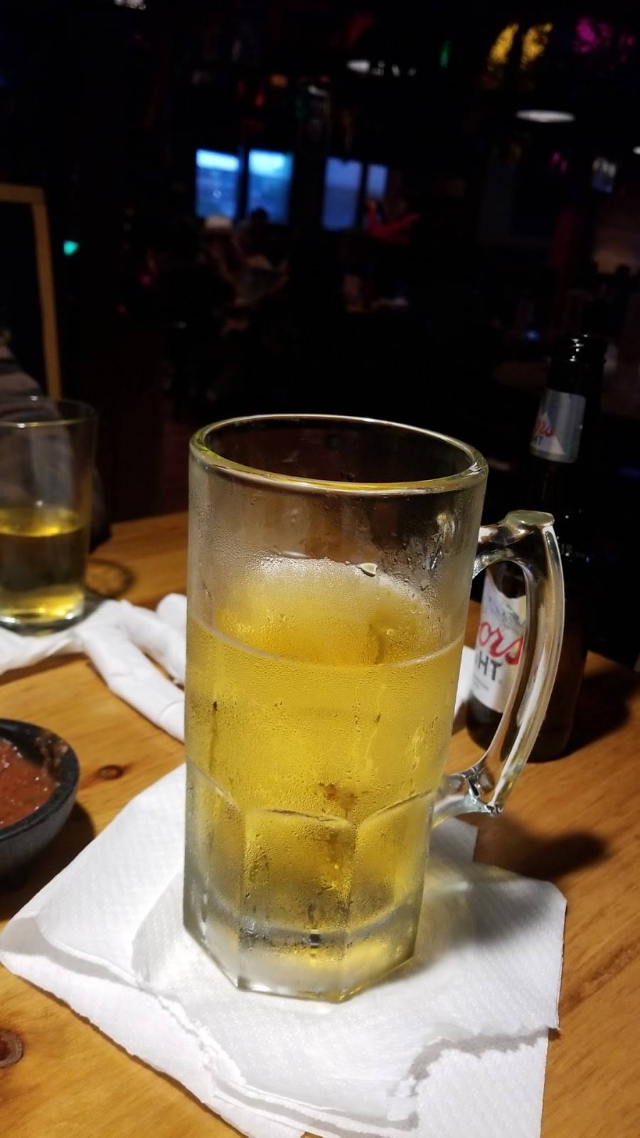 Palominos Restaurant & Bar | restaurant | 5720 Bandera Rd, San Antonio, TX 78238, USA | 2109512316 OR +1 210-951-2316