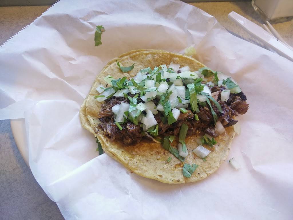 El Burrito Bravo | restaurant | 1810 N Delany Rd, Gurnee, IL 60031, USA | 8475964990 OR +1 847-596-4990