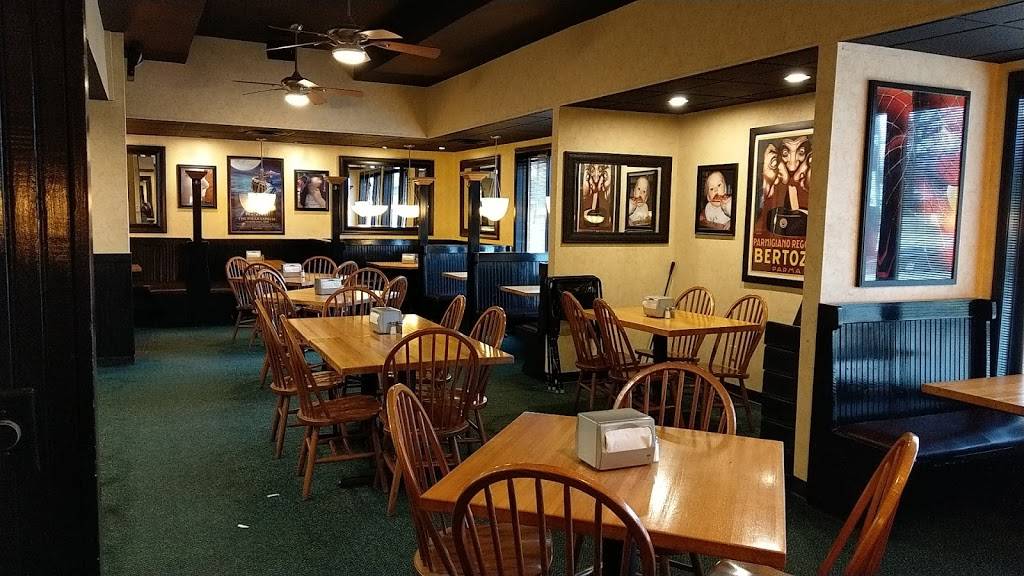 Monicals Pizza | restaurant | 707 W Bridge St, Monticello, IL 61856, USA | 2177628484 OR +1 217-762-8484