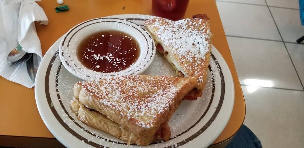 Village Diner | restaurant | Floral Ave, Johnson City, NY 13790, USA | 6072174134 OR +1 607-217-4134