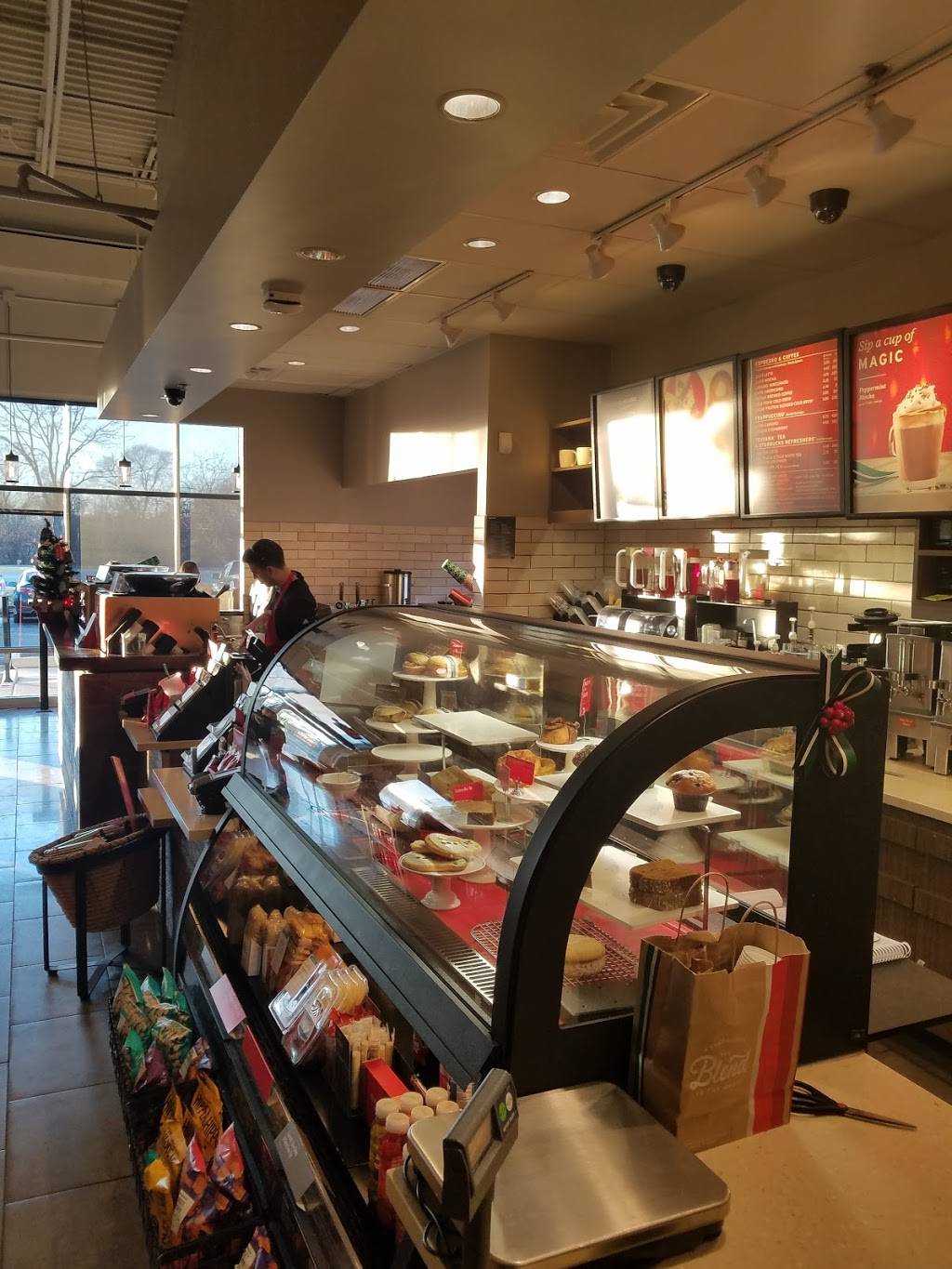 Starbucks | cafe | 1665 N Buffalo Grove Rd A, Buffalo Grove, IL 60089, USA | 8479130720 OR +1 847-913-0720