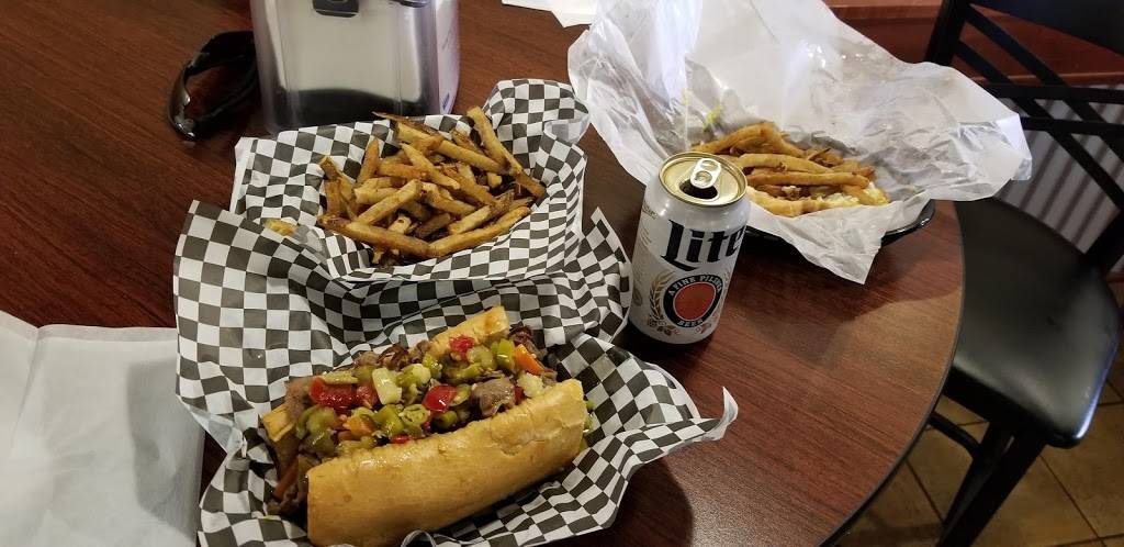 Marios Chicago Beef & Hot Dogs | restaurant | 118 3rd St S, La Crosse, WI 54601, USA | 6085191665 OR +1 608-519-1665