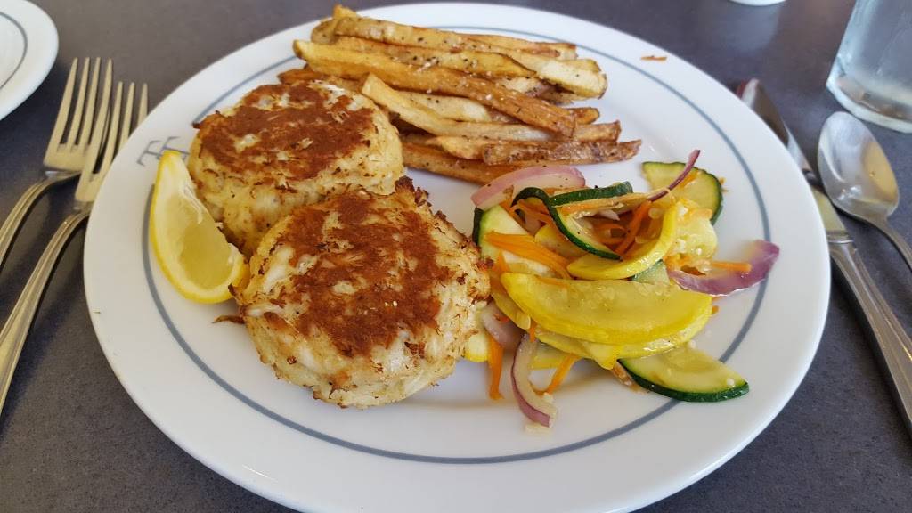 Two Tree Restaurant | restaurant | 401 Cypress St, Millington, MD 21651, USA | 4109285887 OR +1 410-928-5887