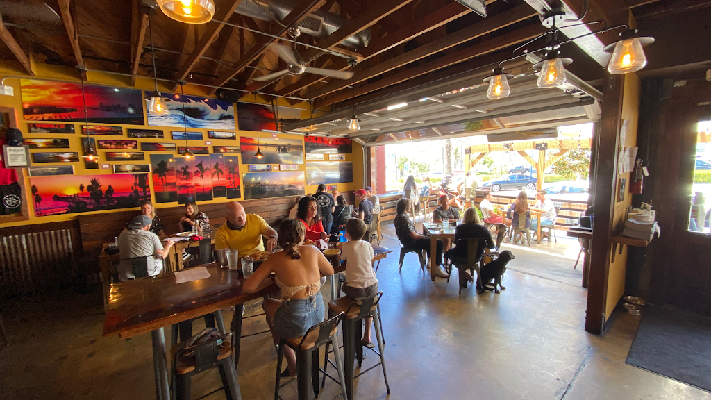 Mission Ave Bar and Grill | restaurant | 711 Mission Ave, Oceanside, CA 92054, USA | 7606372222 OR +1 760-637-2222
