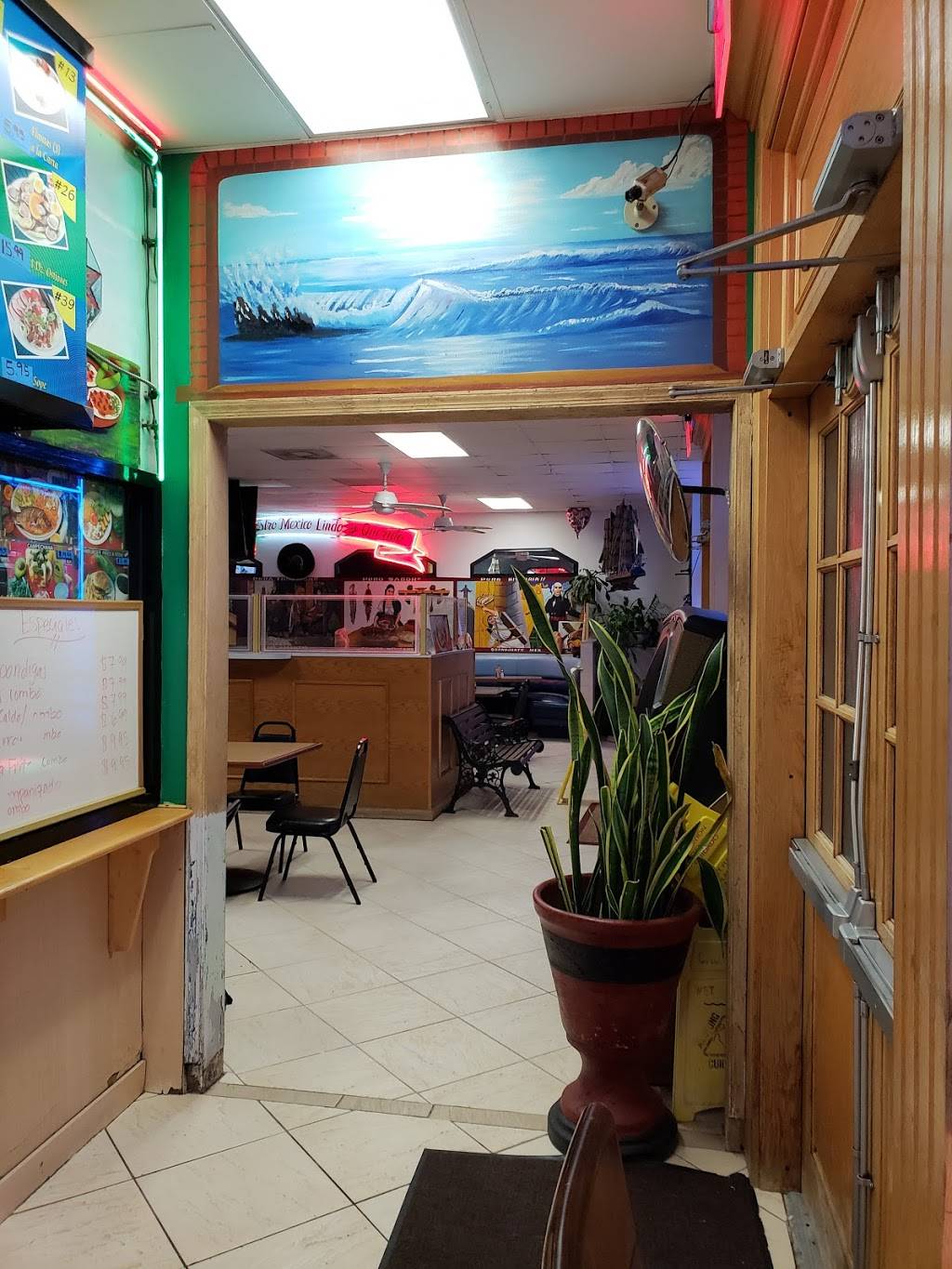 Costa Azul | restaurant | 2001 N Buena Vista St, Burbank, CA 91504, USA | 8185674689 OR +1 818-567-4689