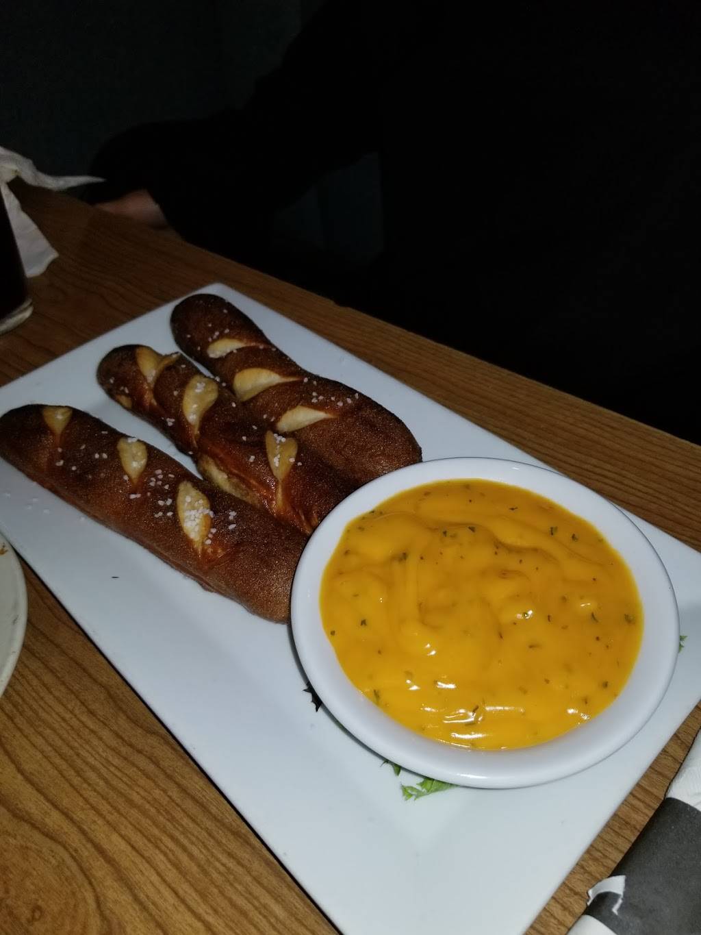 New Britain Inn | restaurant | 376 W Butler Ave, New Britain, PA 18901, USA | 2153481968 OR +1 215-348-1968