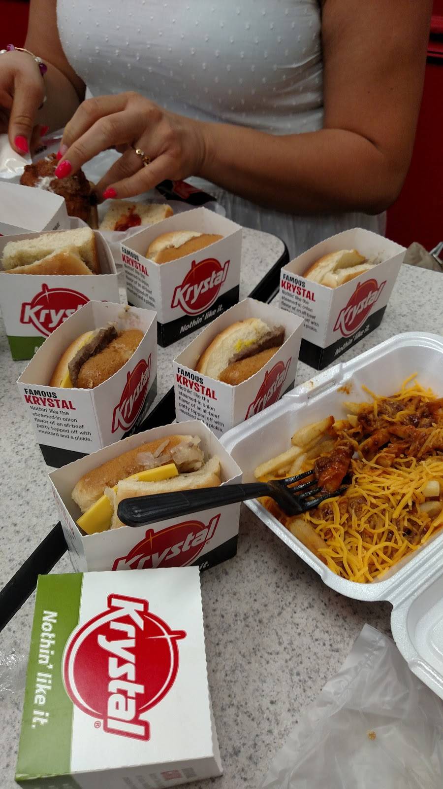 Krystal | meal takeaway | 1804 Missouri Rd, West Memphis, AR 72301, USA | 8707323375 OR +1 870-732-3375