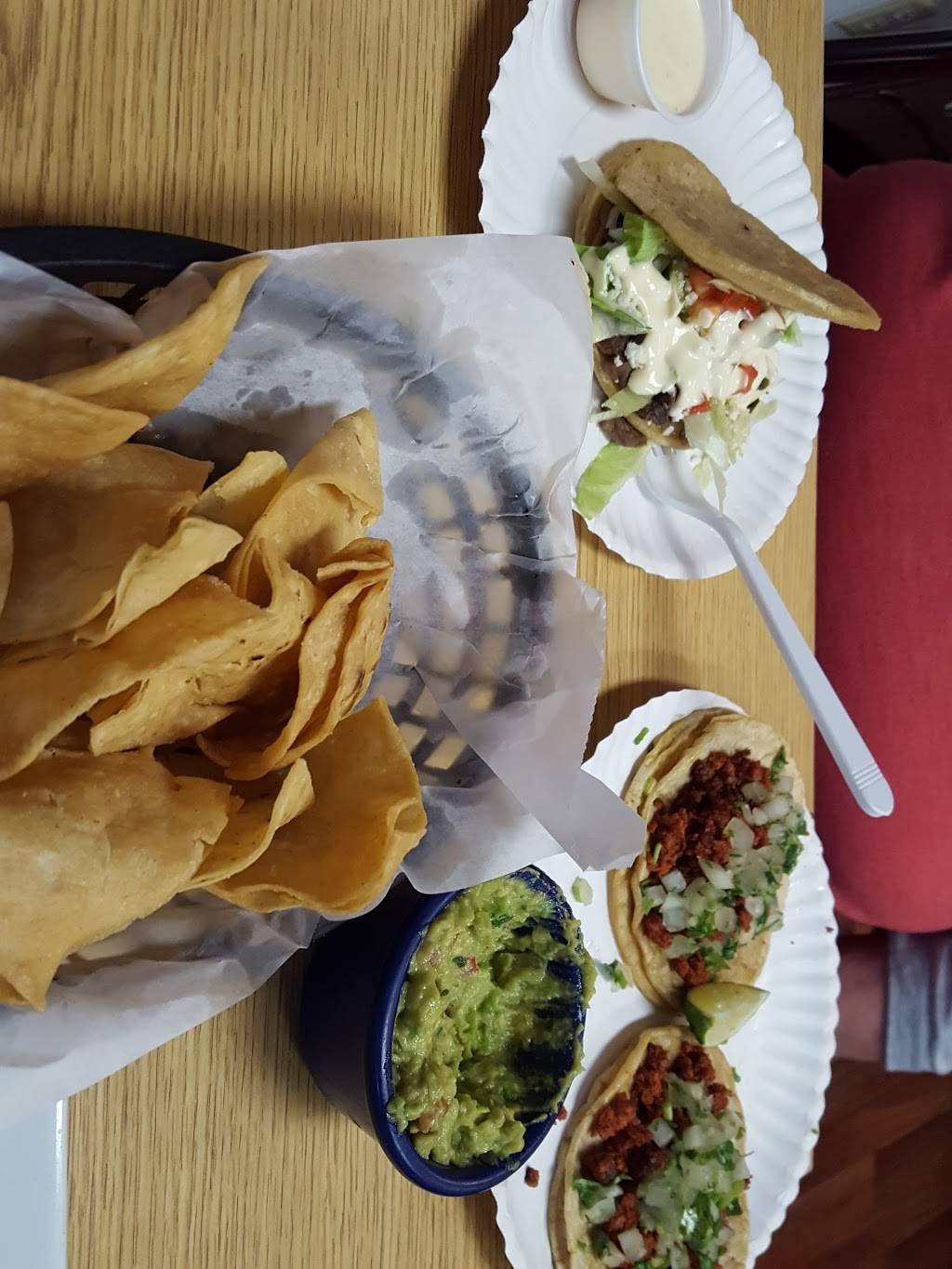 La Tejana Taqueria | restaurant | 3149 N Lindbergh Blvd, St Ann, MO 63074, USA | 3142918500 OR +1 314-291-8500