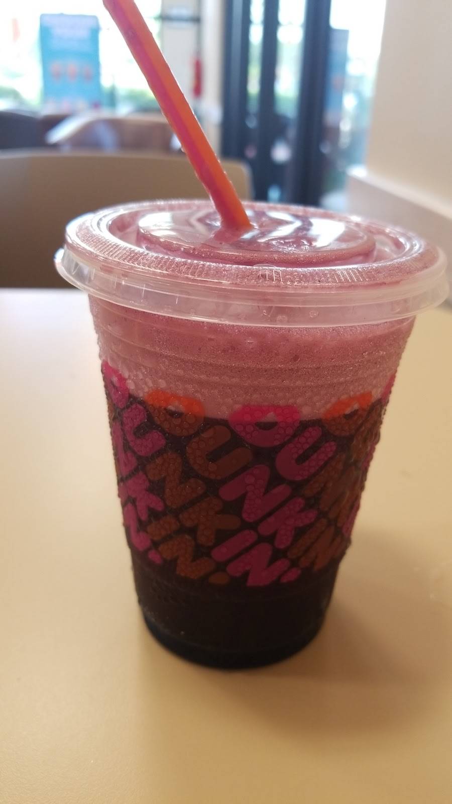 Dunkin | bakery | 641 N 14th St, Leesburg, FL 34748, USA | 3525302265 OR +1 352-530-2265