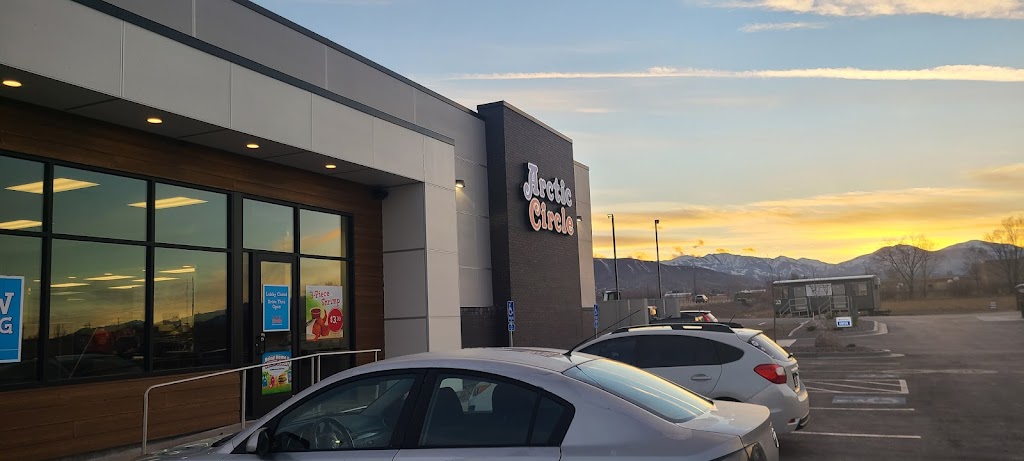 Arctic Circle | restaurant | 13990 S 2700 W, Bluffdale, UT 84065, USA | 3858674911 OR +1 385-867-4911