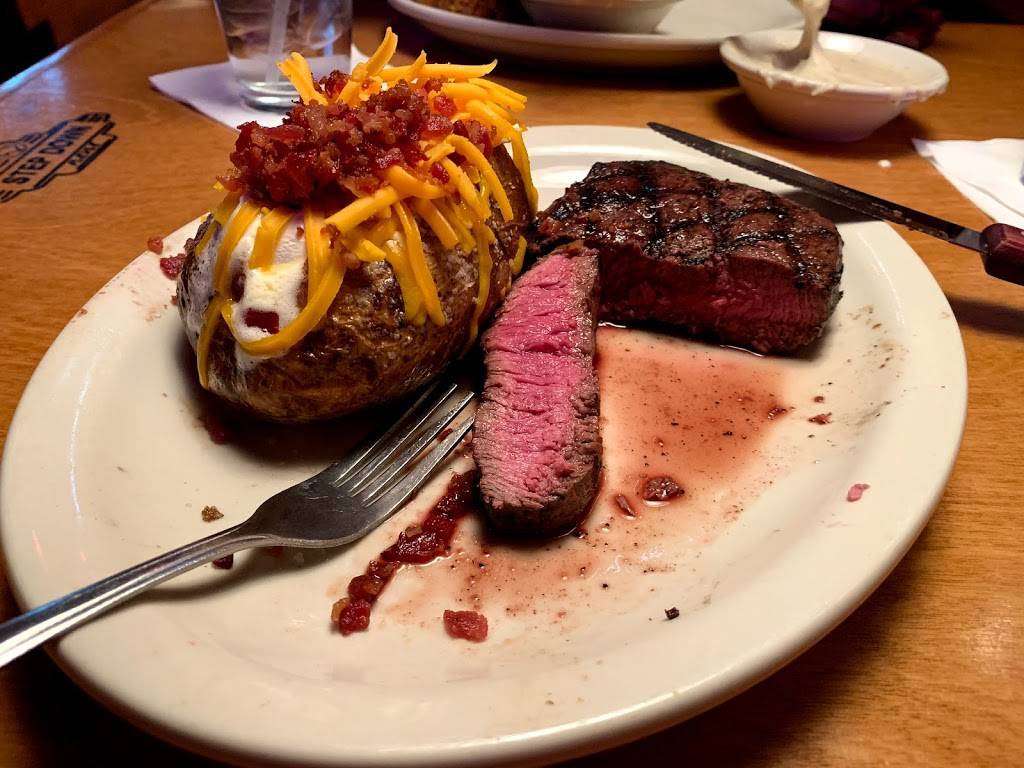 Texas Roadhouse | restaurant | 120 Morrell Rd, Knoxville, TN 37919, USA | 8655844150 OR +1 865-584-4150