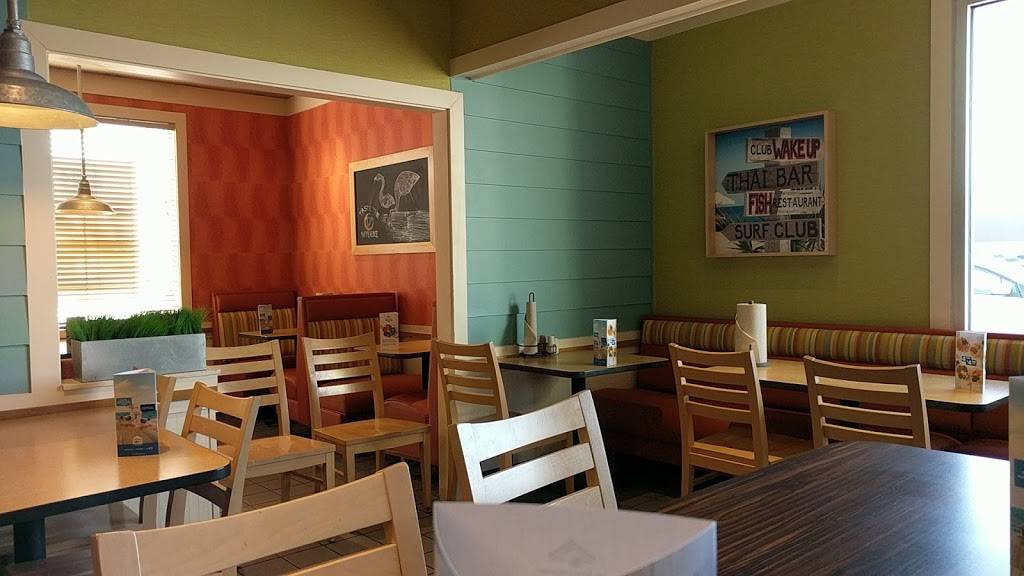 Captain Ds | restaurant | 101 Supercenter Dr, Calera, AL 35040, USA | 2056689949 OR +1 205-668-9949