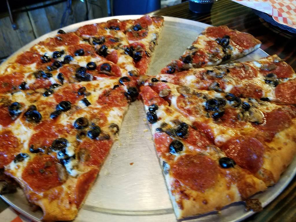 Mini Maxwells | restaurant | 913 Dana Dr, Redding, CA 96003, USA | 5307681175 OR +1 530-768-1175