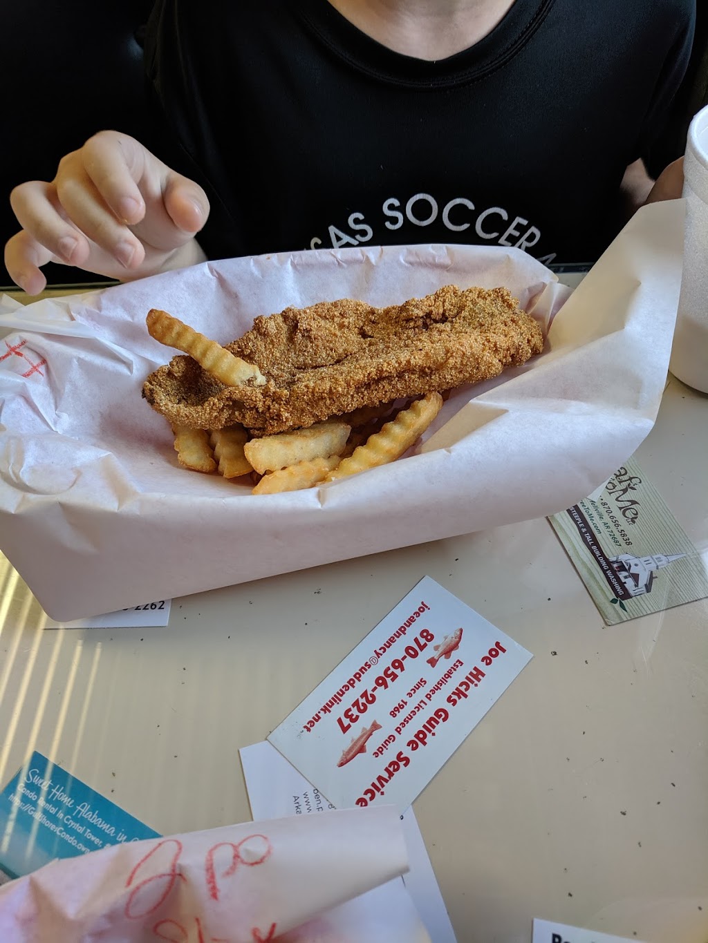 Taylors Freez King | restaurant | 208 E Main St, Gassville, AR 72635, USA | 8704356744 OR +1 870-435-6744