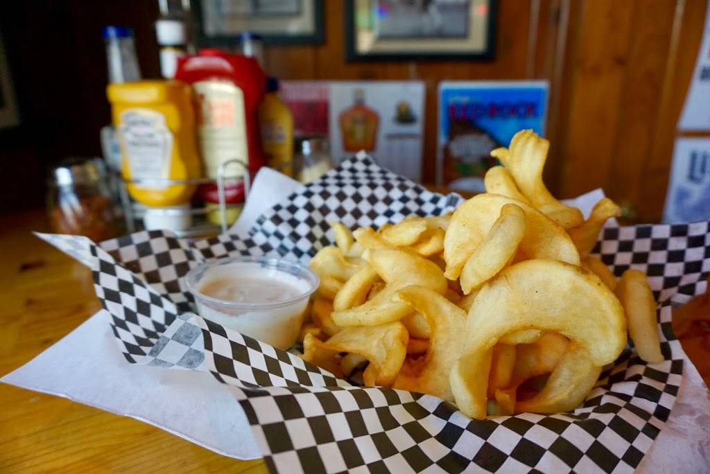 Varsity Club | restaurant | 12400 W Beloit Rd, New Berlin, WI 53151, USA | 2627976400 OR +1 262-797-6400