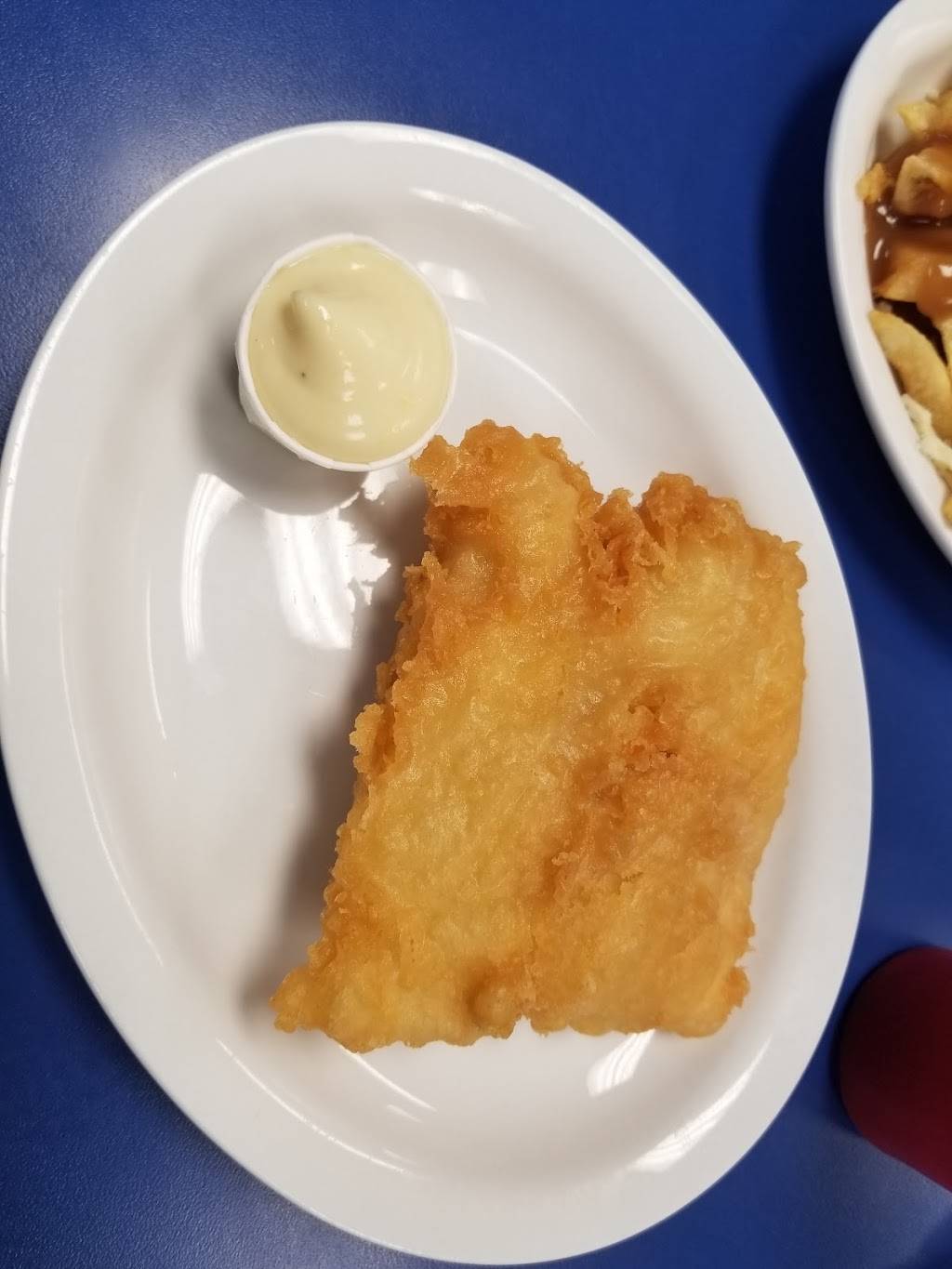 Captain Georges Fish & Chips | restaurant | 219 King St E, Bowmanville, ON L1C 1P7, Canada | 9056978500 OR +1 905-697-8500