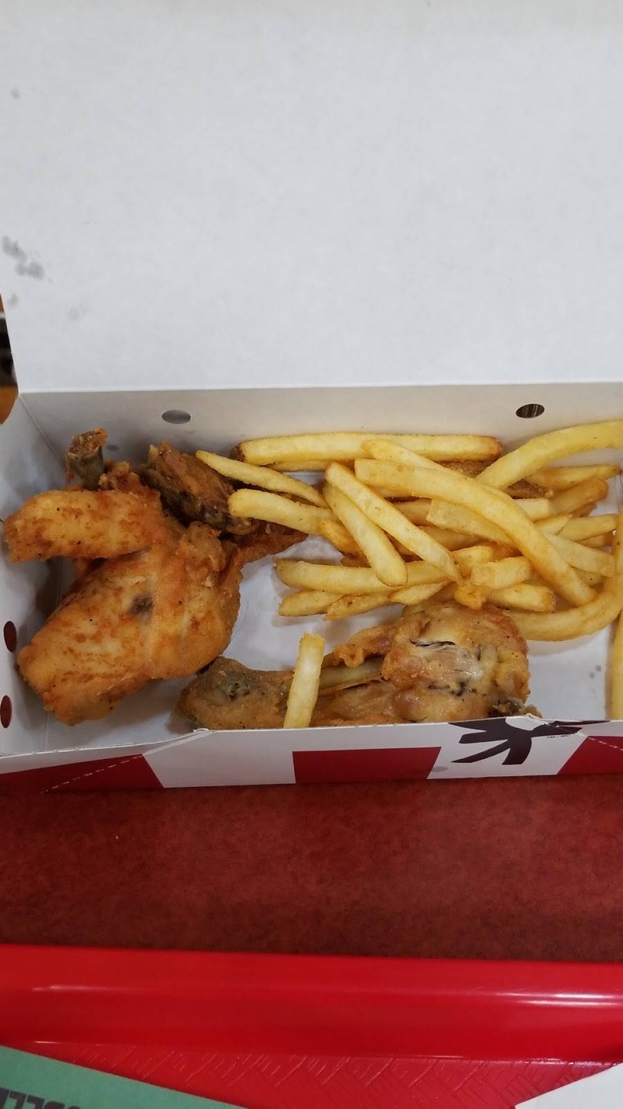 KFC | meal delivery | 595 Lansdowne St, Peterborough, ON K9J 1Z1, Canada | 7057420160 OR +1 705-742-0160