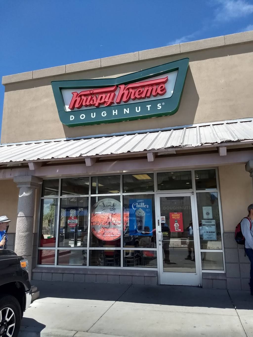 Krispy Kreme | bakery | 2670 Coors Blvd NW, Albuquerque, NM 87120, USA | 5053521212 OR +1 505-352-1212