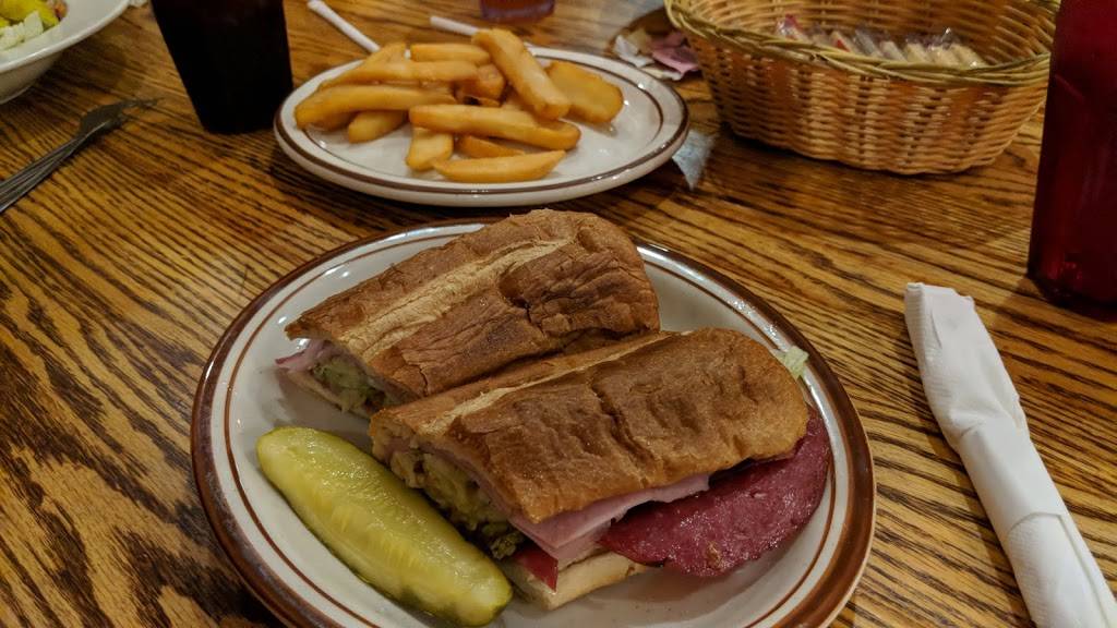 Italian Garden | restaurant | 105 S Main St, Boiling Springs, NC 28017, USA | 7044349290 OR +1 704-434-9290