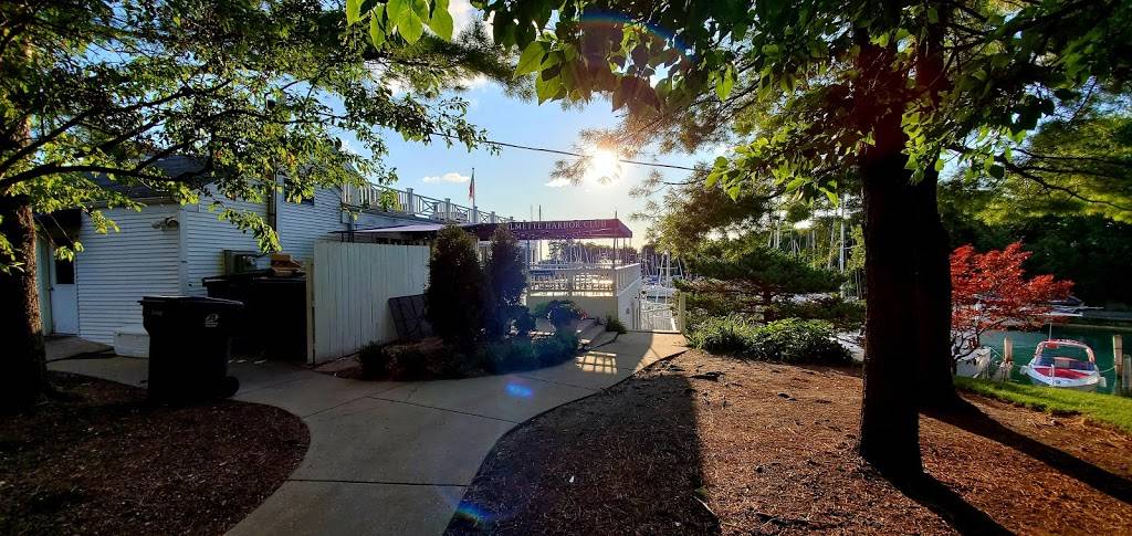 Wilmette Harbor Club | restaurant | 20 Harbor Dr, Wilmette, IL 60091, USA | 8472514234 OR +1 847-251-4234