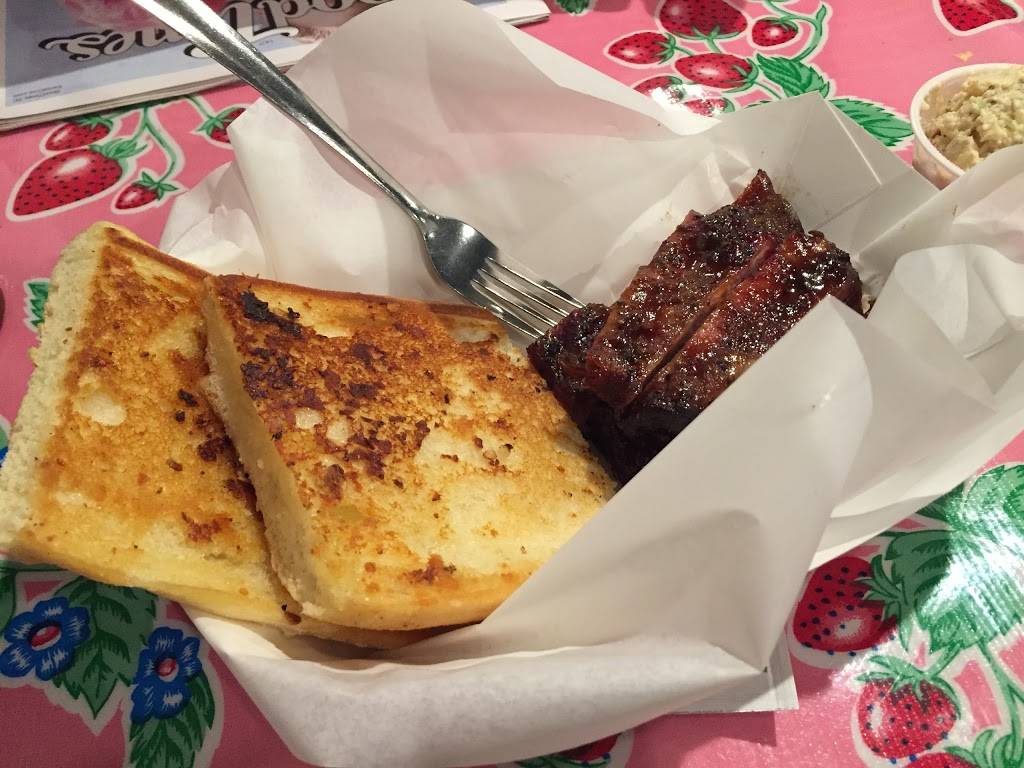 Mission St. BBQ | restaurant | 1618 Mission St, Santa Cruz, CA 95060, USA | 8314582222 OR +1 831-458-2222