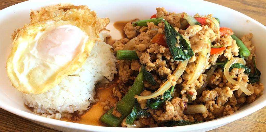 Thai Kitchen | restaurant | 5653 Stone Rd, Centreville, VA 20120, USA | 5716555963 OR +1 571-655-5963