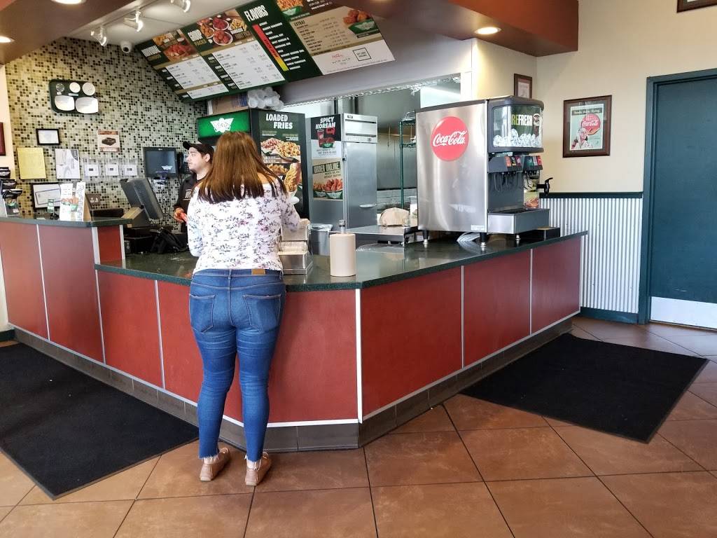 Wingstop | restaurant | 1215 Harlem Ave D & E, Forest Park, IL 60130, USA | 7086898060 OR +1 708-689-8060