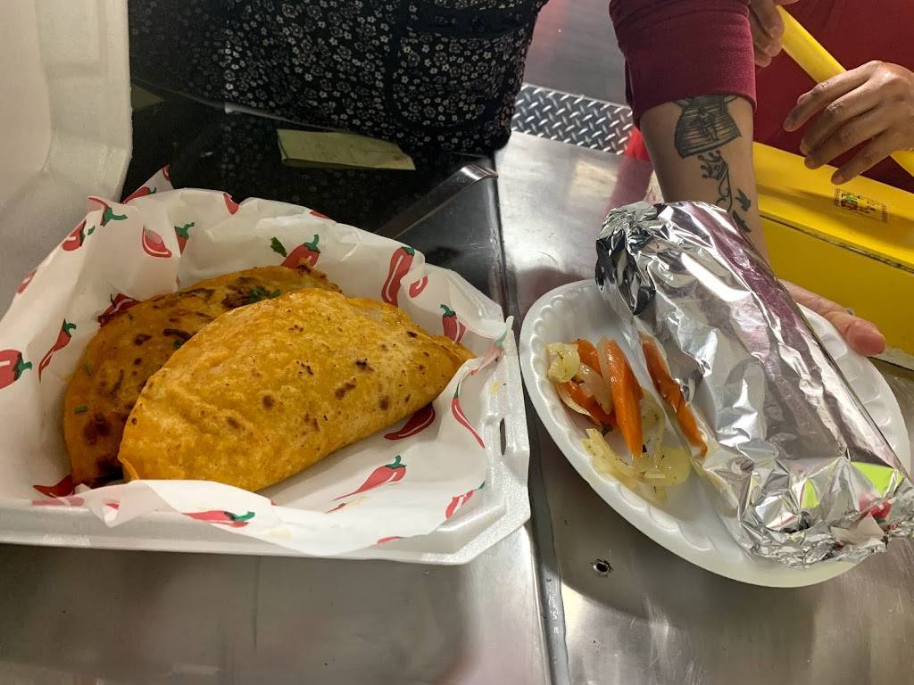 Tacos el poly | restaurant | 521 Winmoore Way, Modesto, CA 95358, USA | 2097352018 OR +1 209-735-2018