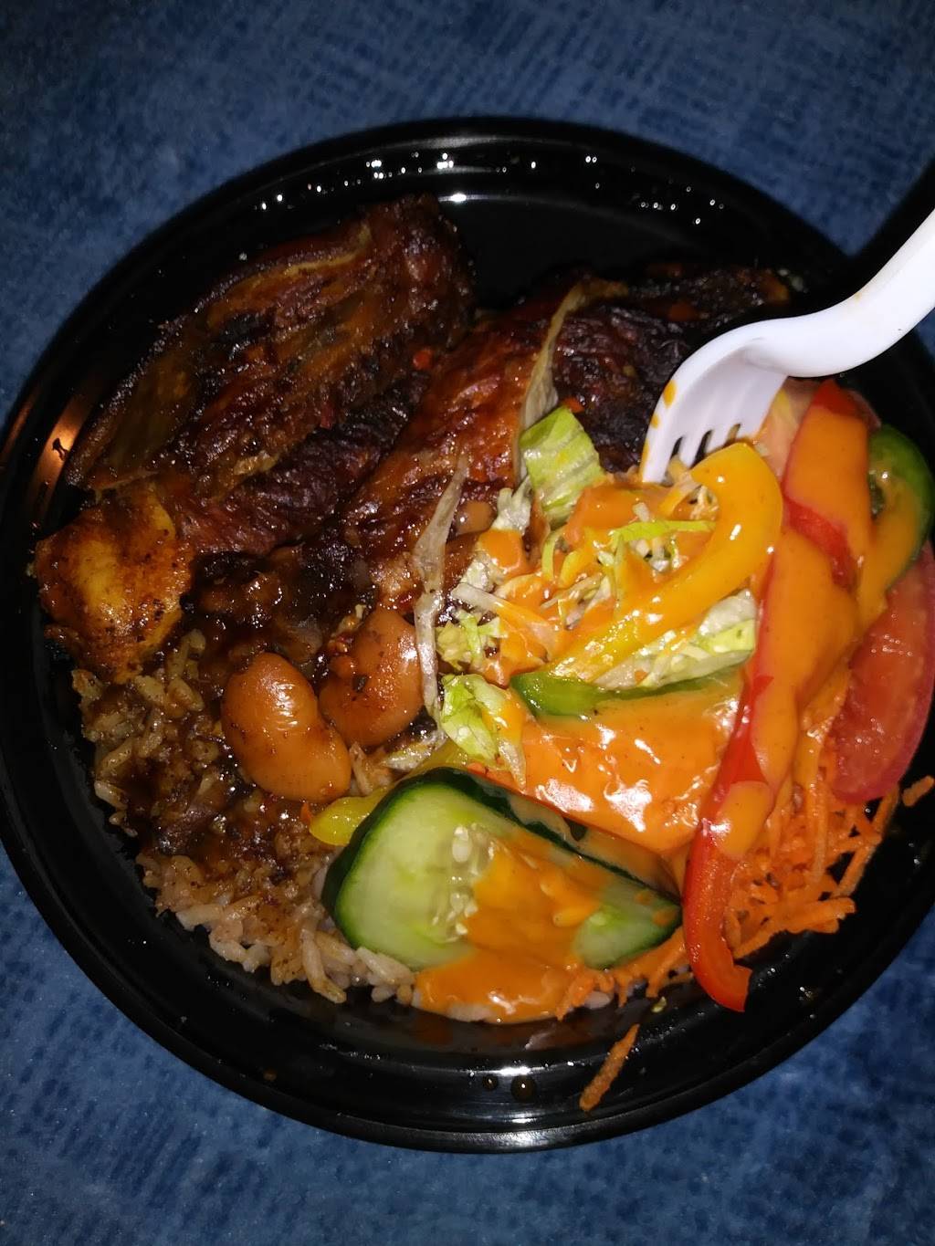 Island Hot & Spicy | restaurant | 1391 Weston, York, ON M6M 4S3, Canada | 4162481100 OR +1 416-248-1100