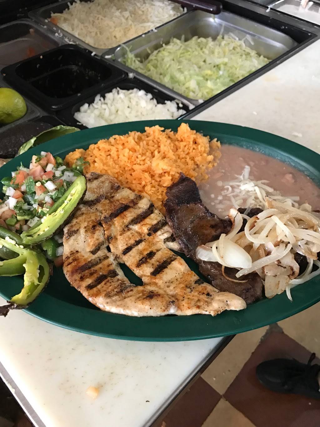 El Authentico Burrito | restaurant | 16143 Weber Rd, Crest Hill, IL 60403, USA | 8158383030 OR +1 815-838-3030