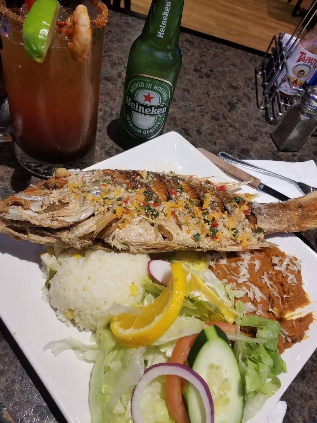 Mariscos Uruapan | restaurant | 16034 Arrow Hwy, Irwindale, CA 91706, USA | 6263381550 OR +1 626-338-1550