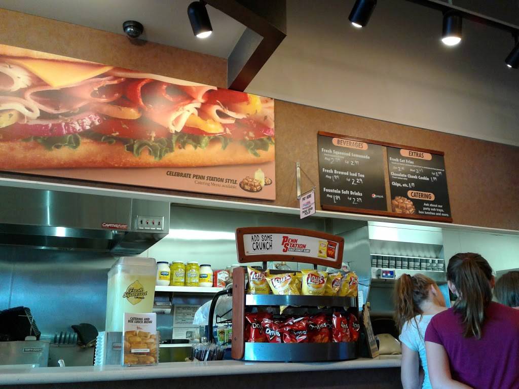 Penn Station East Coast Subs | meal takeaway | 10065 E Washington St, Indianapolis, IN 46229, USA | 3178977366 OR +1 317-897-7366