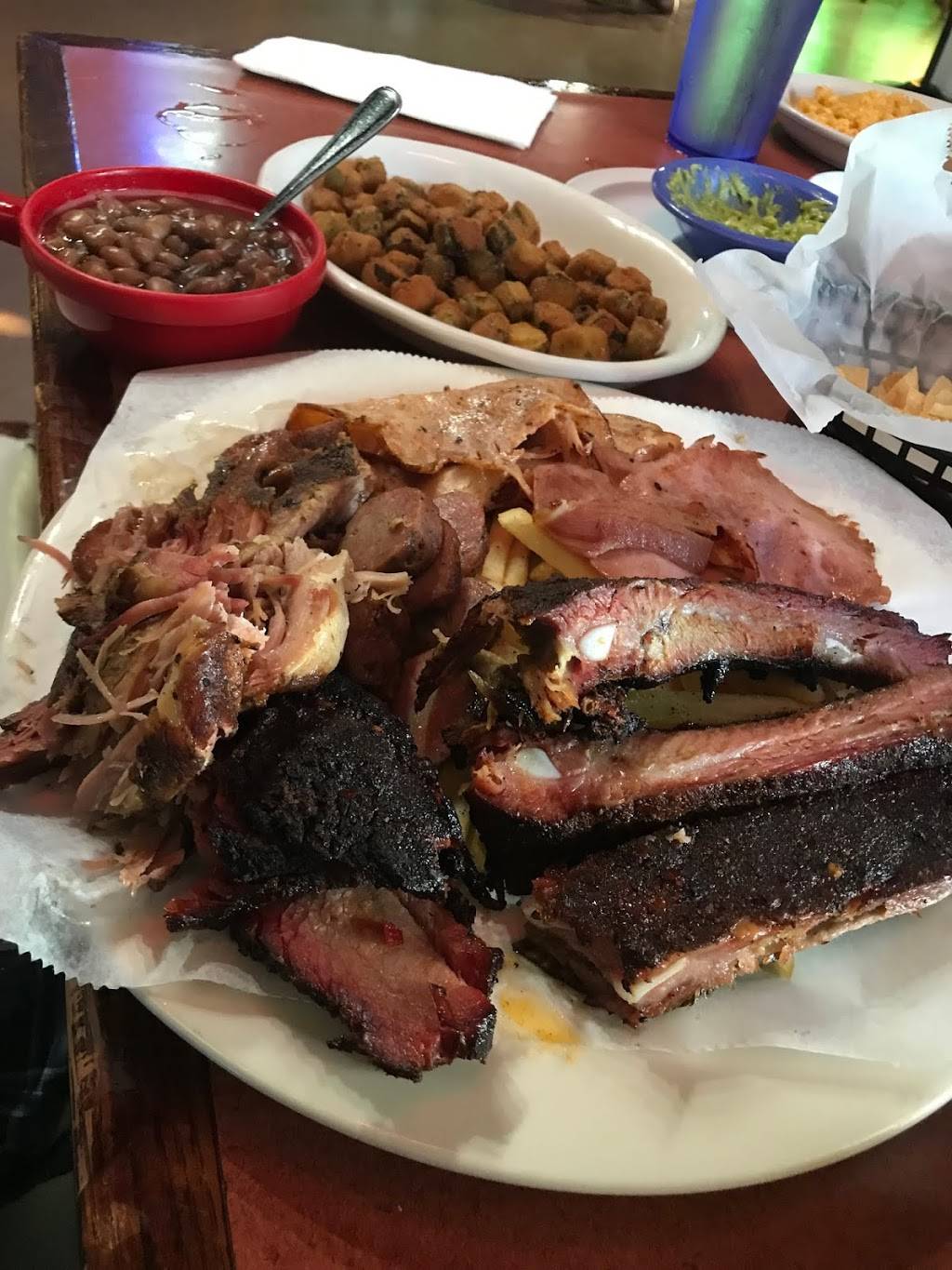 The Copper Coyote | restaurant | 630 E Young Ave, Warrensburg, MO 64093, USA | 6604294474 OR +1 660-429-4474