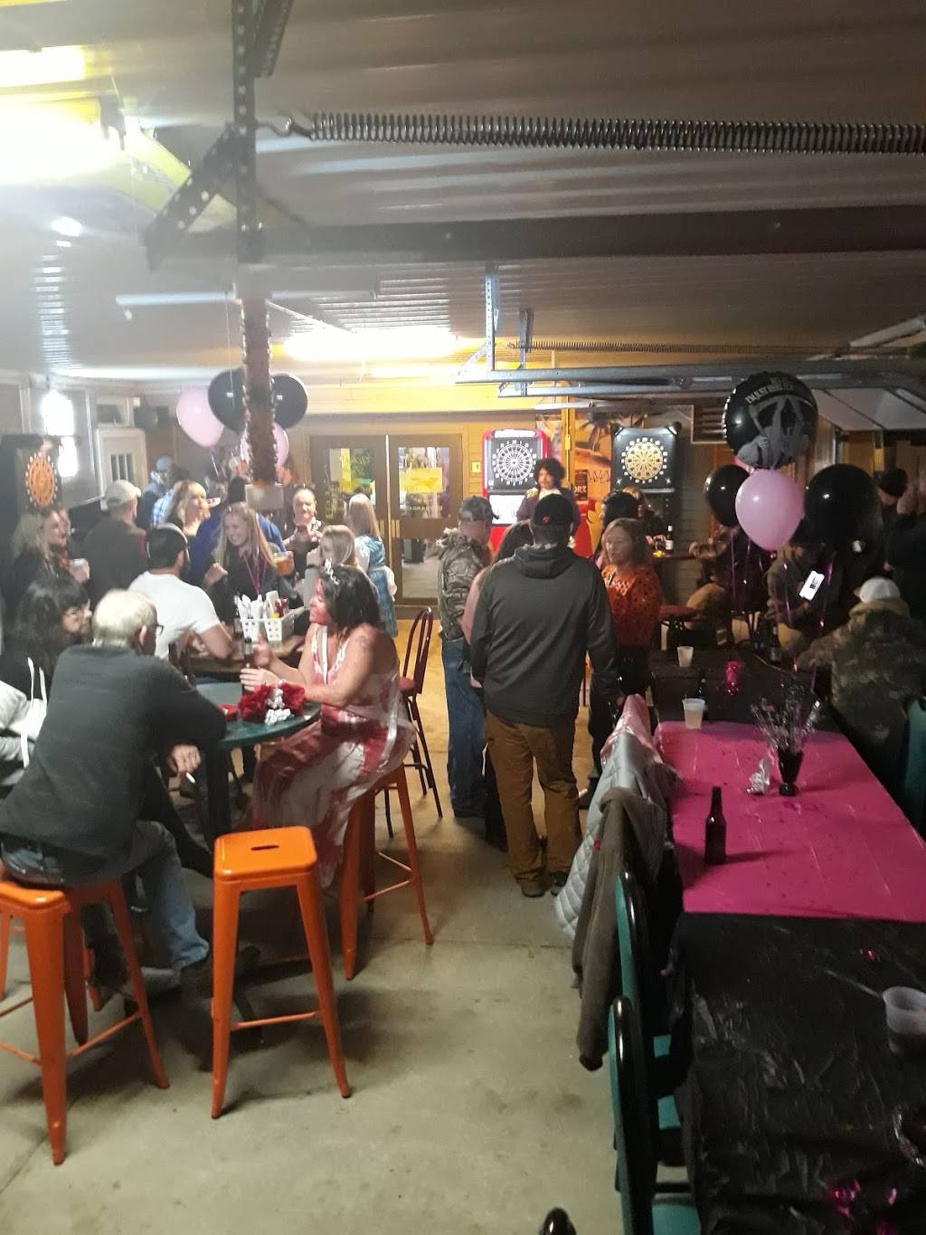 3rd Chute | restaurant | 2204 Fosterburg Rd, Alton, IL 62002, USA | 6184681118 OR +1 618-468-1118