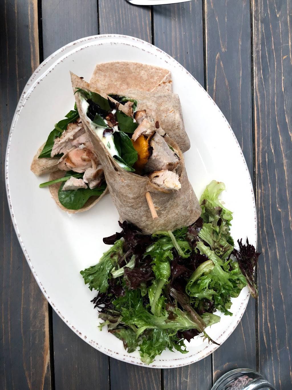 Moxie | restaurant | 52 Wall St, Madison, CT 06443, USA | 2034216963 OR +1 203-421-6963