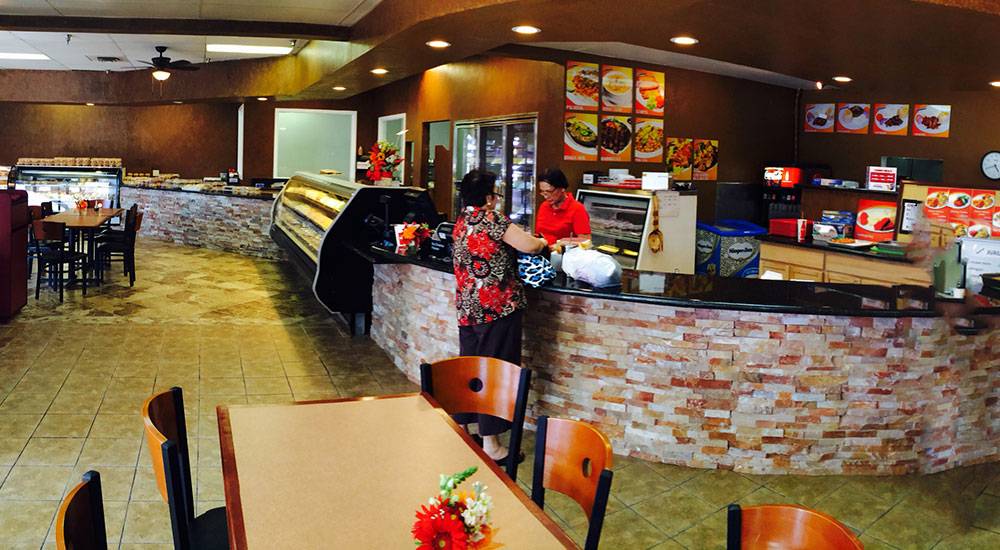 Jowlis Filipino Cuisine | restaurant | 7058 N Cedar Ave, Fresno, CA 93720, USA | 5592982563 OR +1 559-298-2563