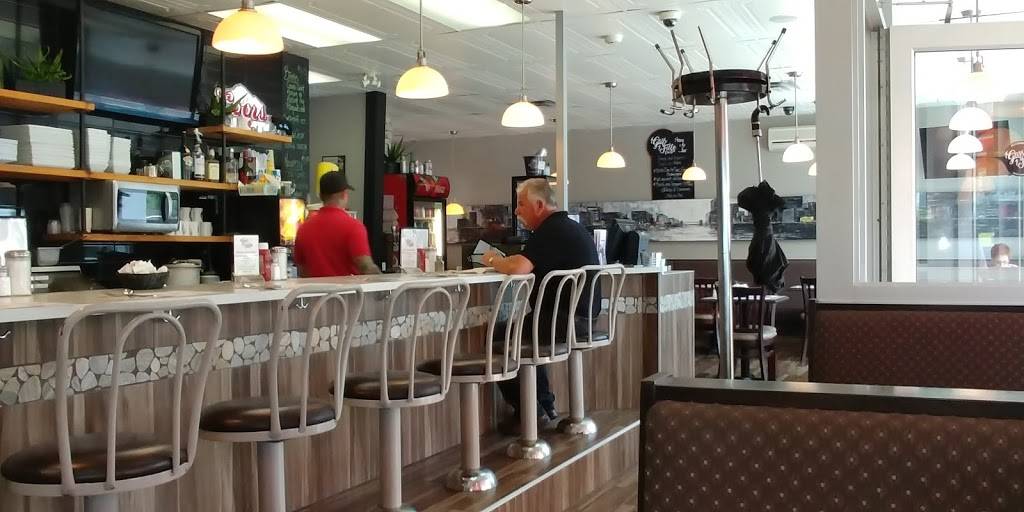 Restaurant 1 gars 1 fille Chez Vic | restaurant | 295 Rue de Montigny, Saint-Jérôme, QC J7Z 5R1, Canada | 4504384681 OR +1 450-438-4681